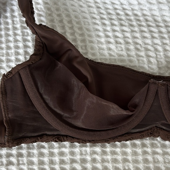NWOT Form And Fold Seersucker Underwire The Crop Bikini Top Chocolate Brown 32D - Picture 11 of 13